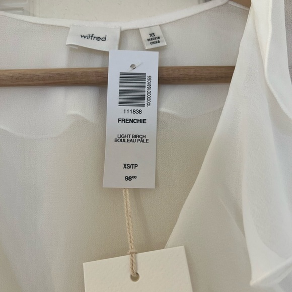 Aritzia Wilfred Frenchie blouse - Picture 4 of 5